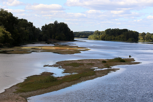 la loire et ses bancs de sable ....