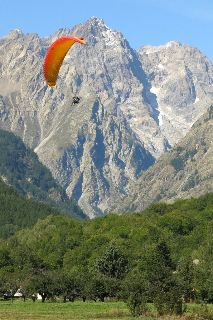 Parapente sur Vallouise