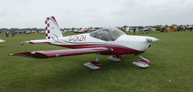 Vans RV-12 G-CKZH