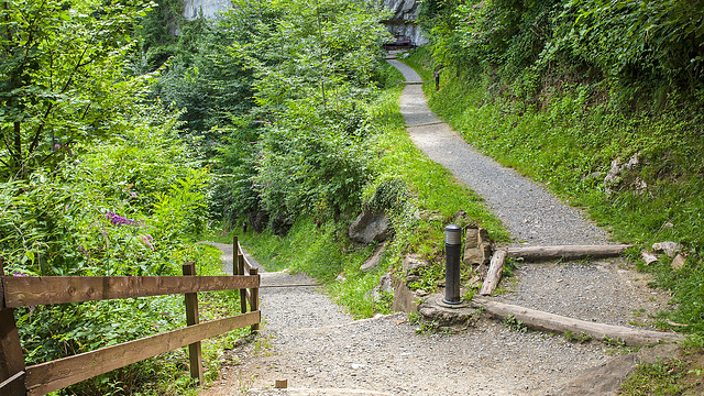 120715 chemin grotte fees