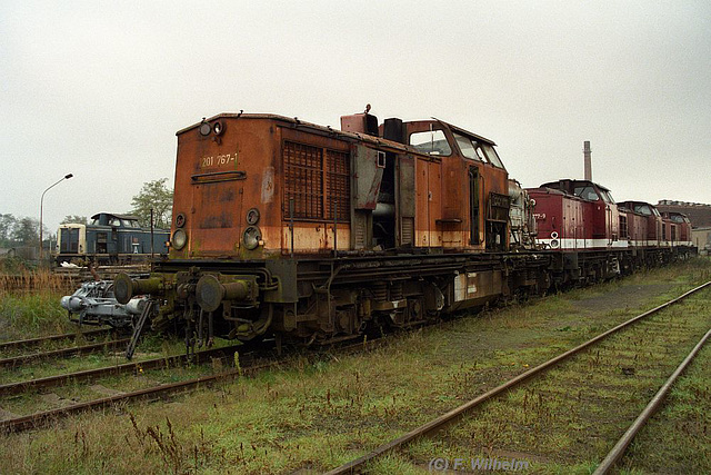 BÖ0008851