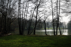 A la tombée de la nuit . A la tombée de la nuit .