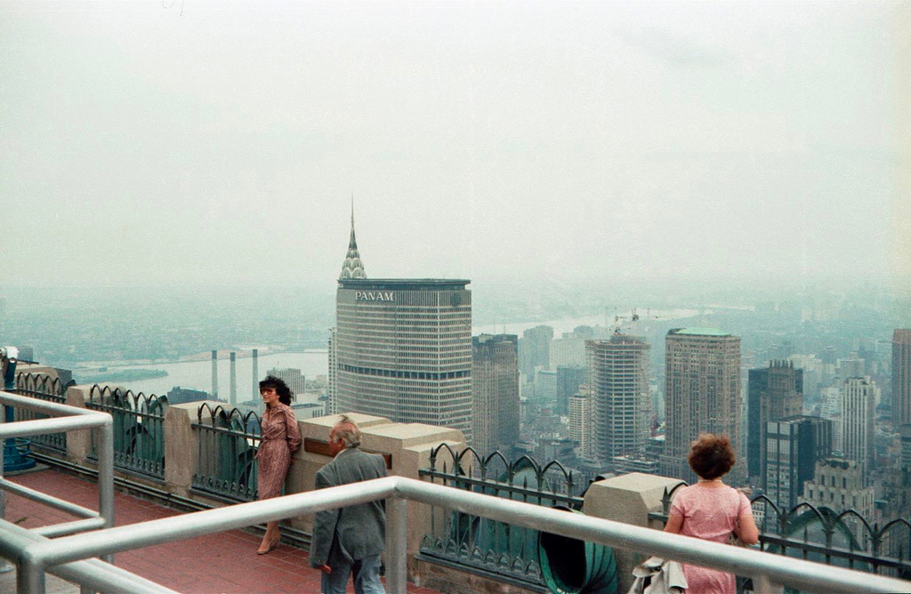 Chrysler Building just seen behind the Panam Building (Scan from June 1981)