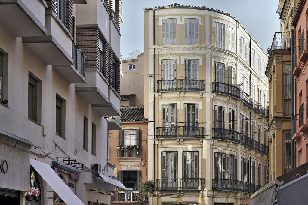 Desiderio – Calle Calderería at Calle Granada, Málaga, Andalucía, Spain