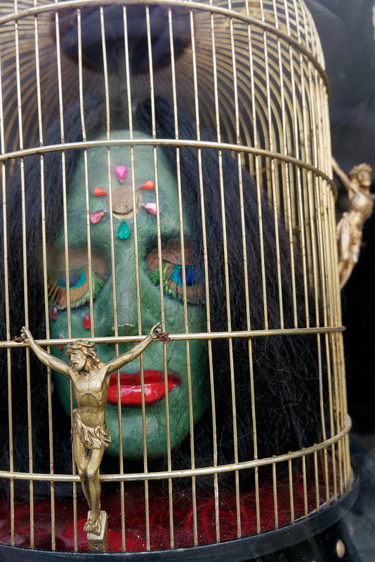 La cage dorée