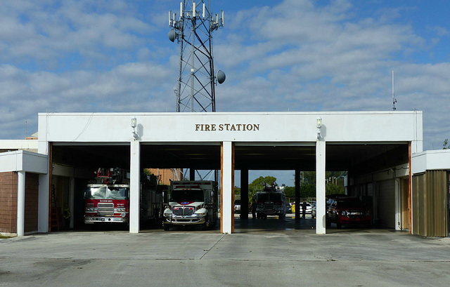 Riviera Beach Fire Dept. (3) - 25 January 2016