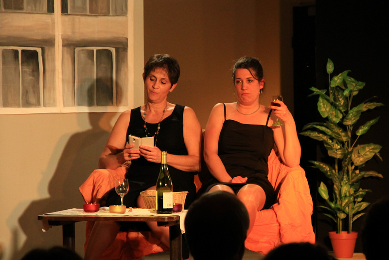 Théâtre: "J'habite chez ma cousine" - 07/11/15