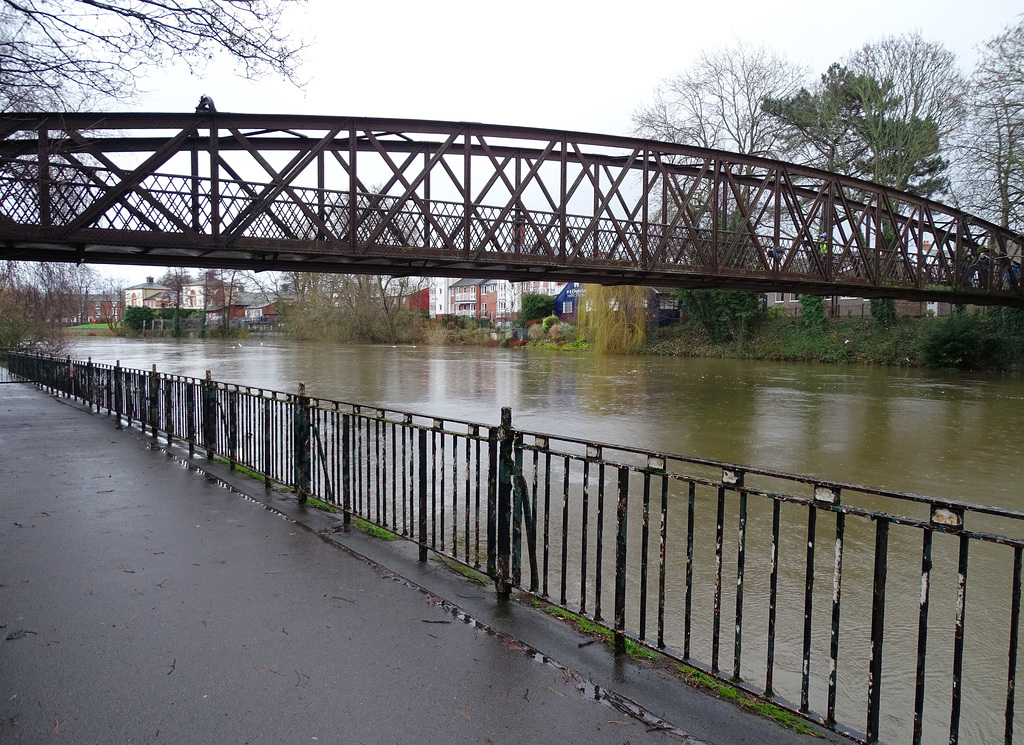 New Year's Day on the River Severn