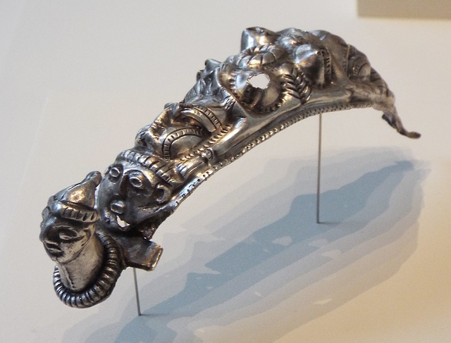 Fibula from Driebes in the Archaeological Museum of Madrid, October 2022