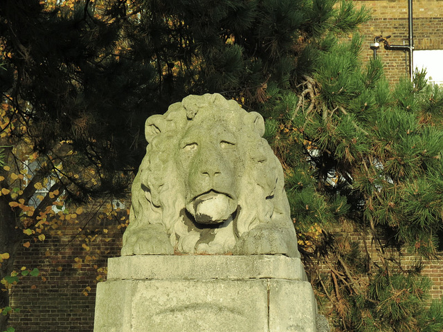 brompton cemetery ,london,lion memorial to gentleman john jackson, +1845, by e.h. baily