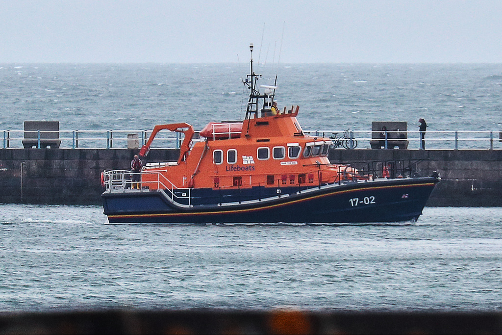 EOS 6D Peter Harriman 12 11 53 02702 Lifeboat17-02 dpp hdr
