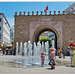 La porte Bab al-Bhar et la fontaine pour se rafraîchir