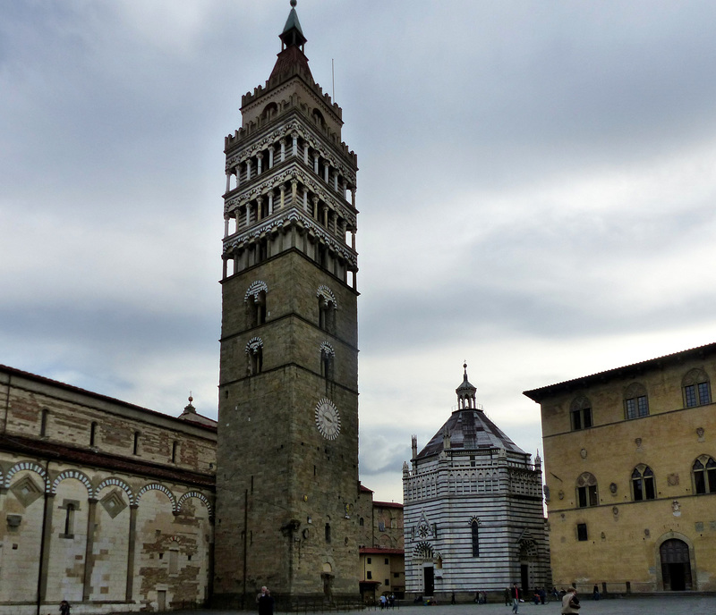 Pistoia - Piazza del Duomo