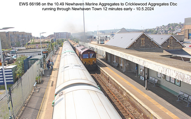 EWS 66198 passing Newhaven Town 10 5 2024