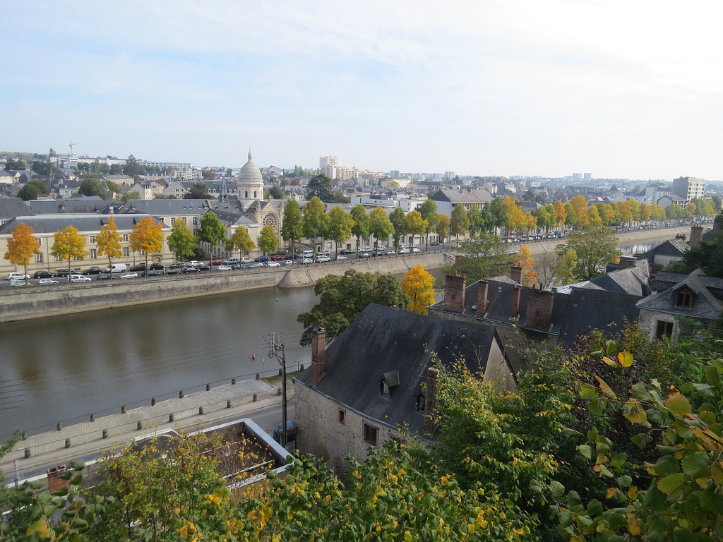 Vue sur Laval, 4.