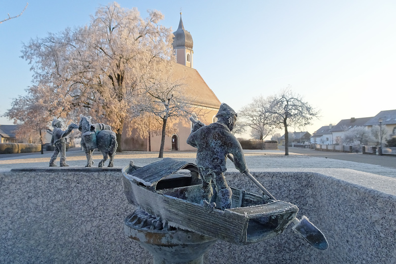 Der erste Frost ist da! St. Nikola in Pfatter.