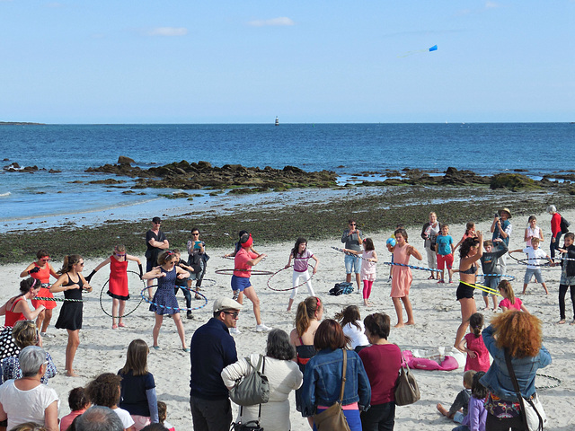 houla hoop à la plage