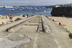 Au bout des rails… les sirènes.