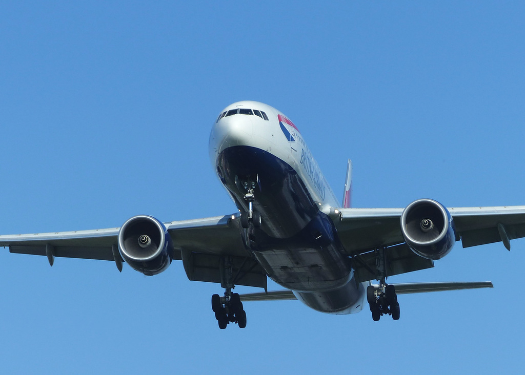 G-YMMP approaching Heathrow - 8 April 2017