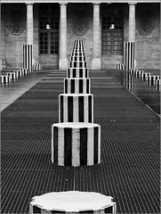 Colonnes de Buren