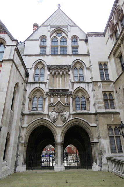 royal courts of justice, london (1)