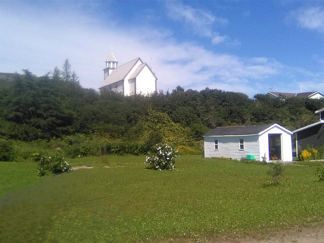 Église et remise / Shed and church