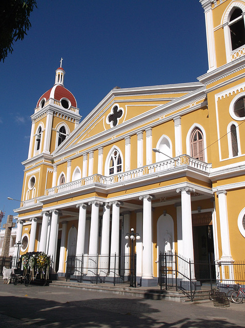 Cathédrale Notre-Dame de l'Assomption / Catedral Inmaculada Concepción de María