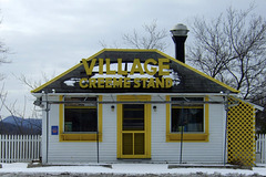 Village Creeme Stand