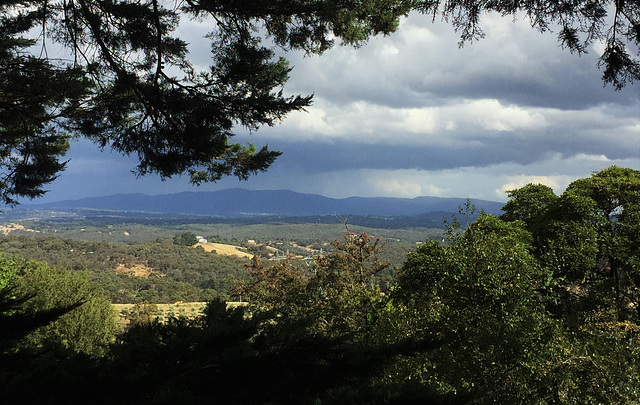 Rainclounds over the Dandenongs