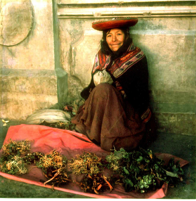 A smile of a seller of herbs in Cuzco