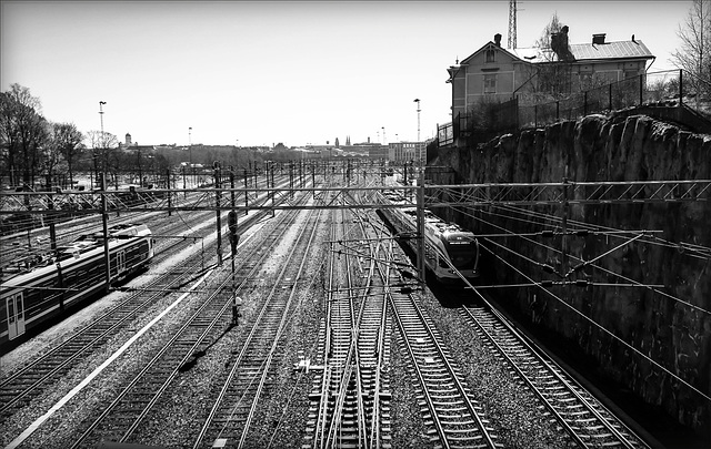 railway tracks (pip)