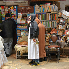 Mais où est donc passé mon chat dans ce souk ???