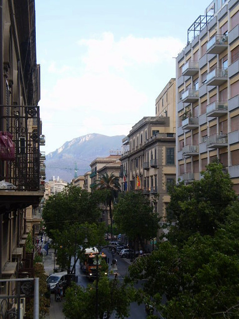 Via Roma, Palermo.