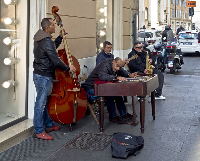 Roma, very inspired musicians