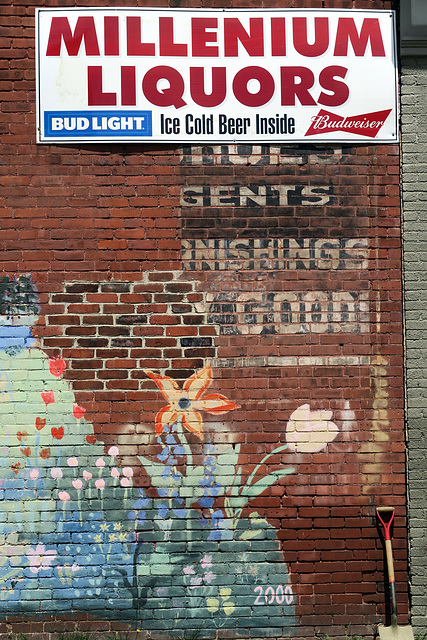Shoes Gents Furnishings Dry Goods ghostsign