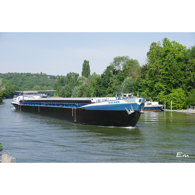 Péniche sur la Seine