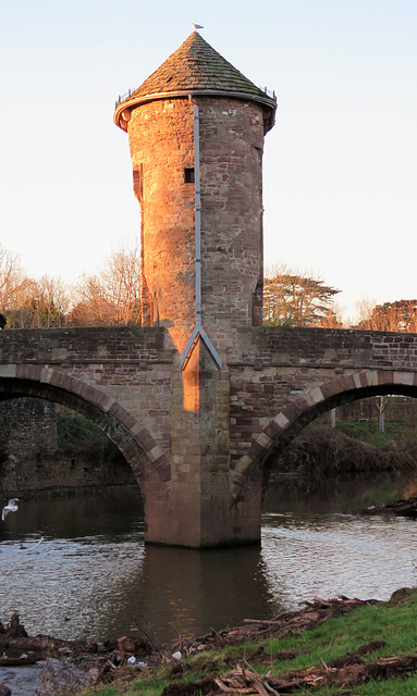 monmouth  bridge gatehouse