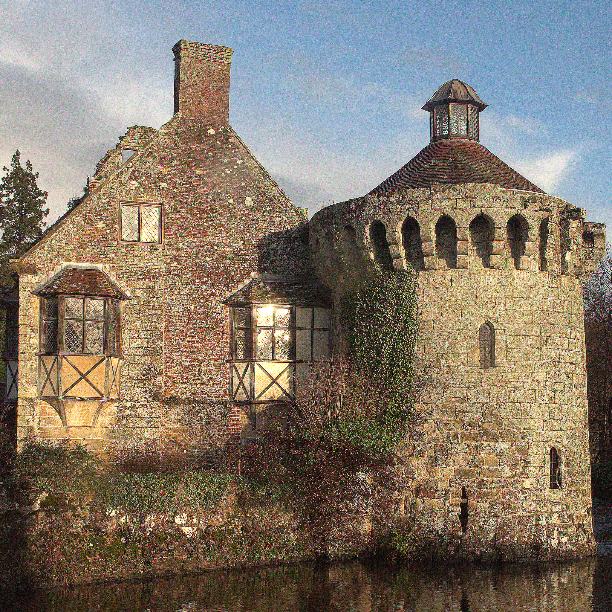Scotney Castle