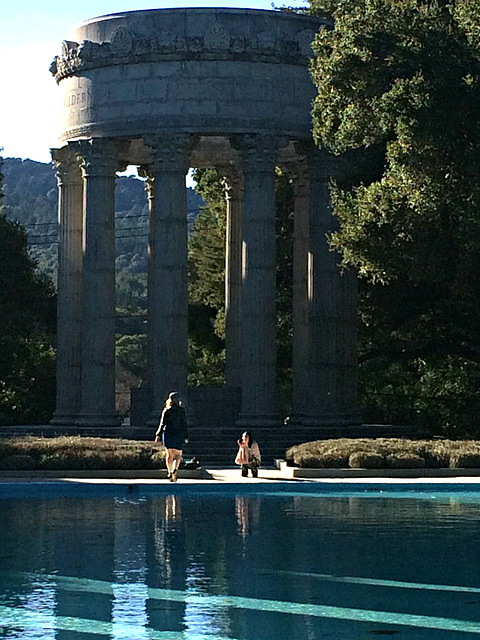 A photo session by Water Temple