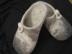 slippers from domestic wool