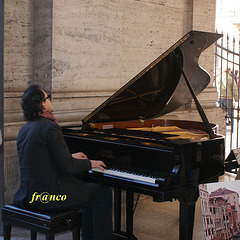 DSC04134 pianista galleria
