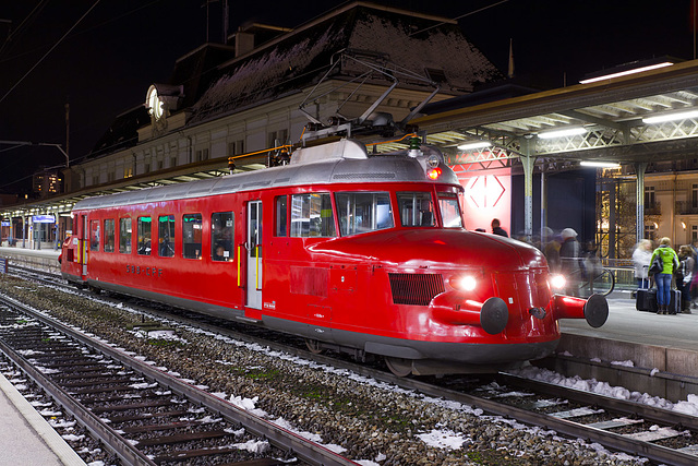 101128 RAe1001 Montreux nuit D