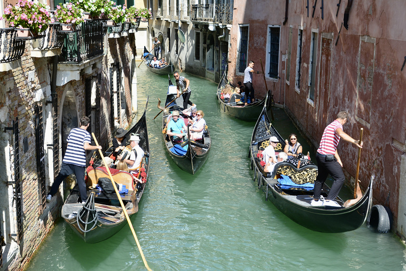 Venice 2022 – Gondolas