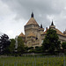 An bester Lage das Schloss Vufflens-le-Château