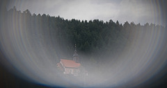 Die Kirche im Walde versteckt :)) The church hidden in the forest :)) L'église cachée dans la forêt :))
