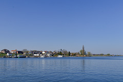 Aalst - Zicht op Veen vanaf de Maas