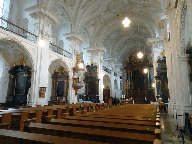 Kunstvolle Ausstattung der Schlosskirche Freidrichshafen