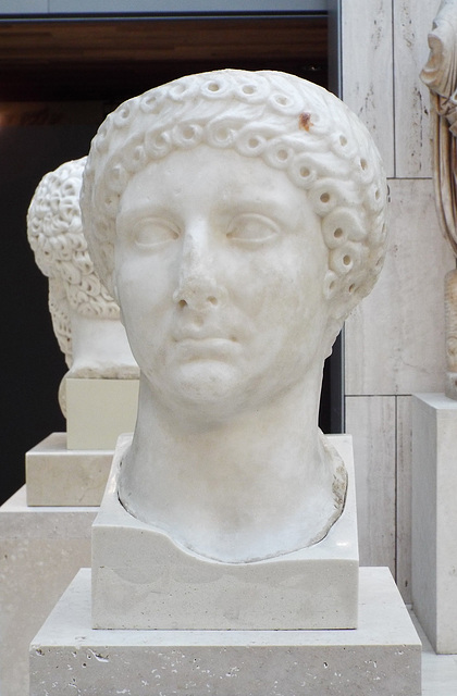 Portrait of Poppaea in the Archaeological Museum of Madrid, October 2022