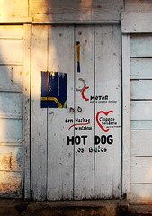 Hot-dog door / Porte hot-dog