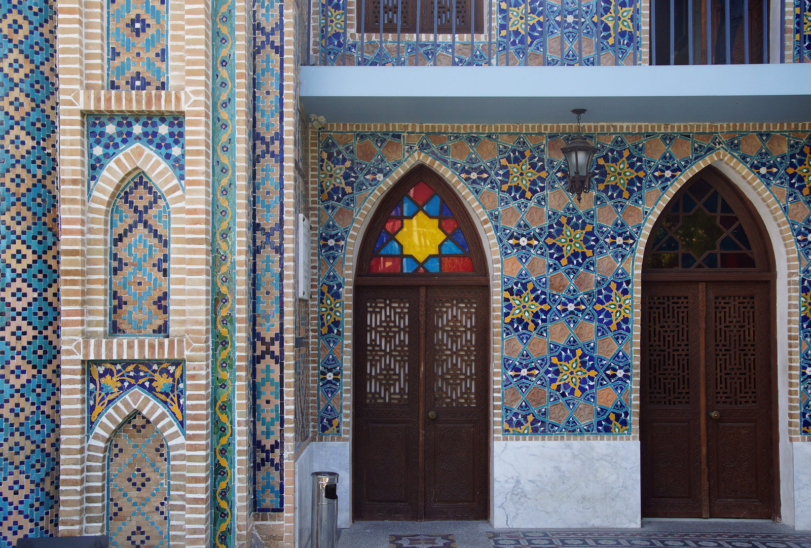 Entrance to Chreli-Abano / Sulfur Bath & Spa in Tbilisi